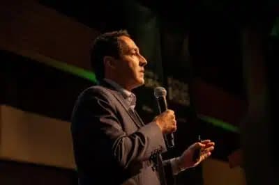 Imagem card com fundo