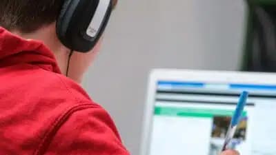 Imagem card com fundo