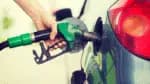 Petrobras reduz preço da gasolina em 4,9% e alivia motoristas